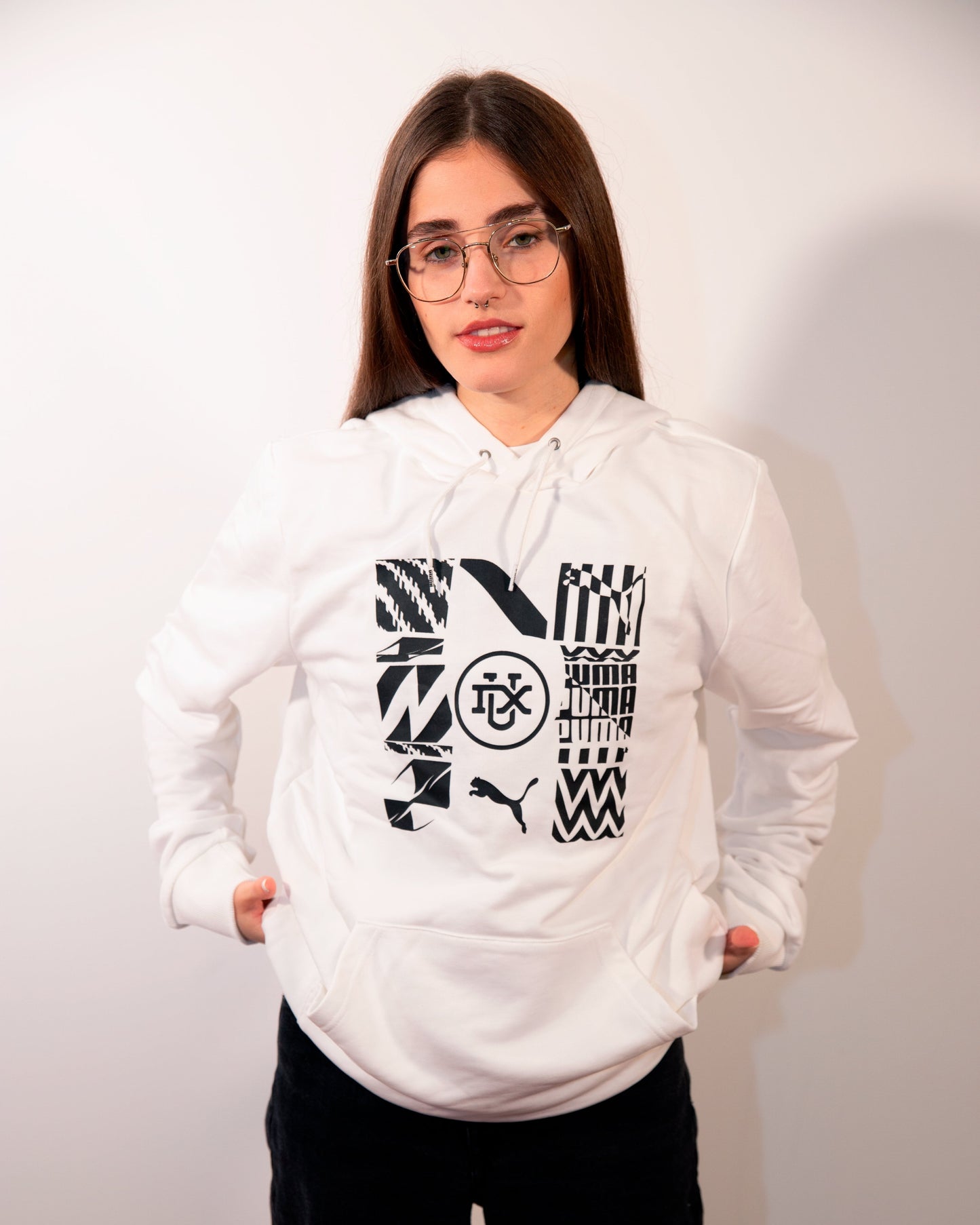Sudadera blanca con capucha PUMA x DUX